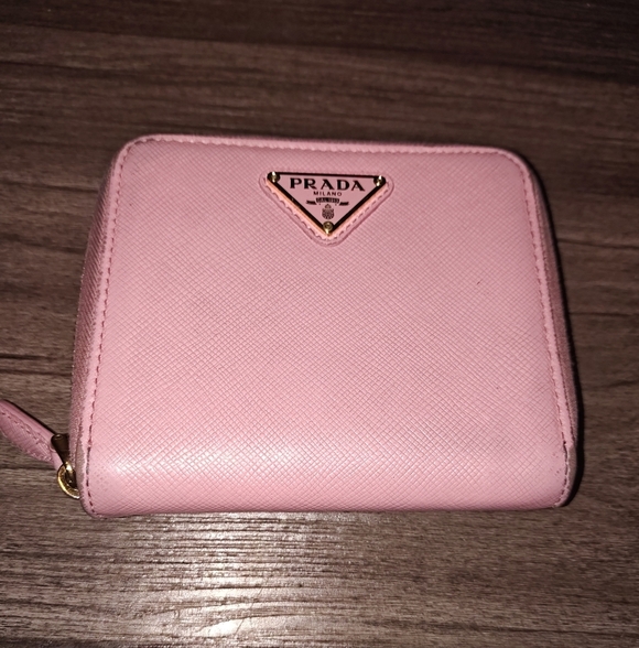 Prada Saffiano Lux Leather Compact Wallet - Picture 1 of 12